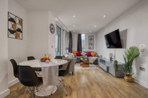 2 Bed & 2 Bath Next to Nine Elms Station - Zone 1